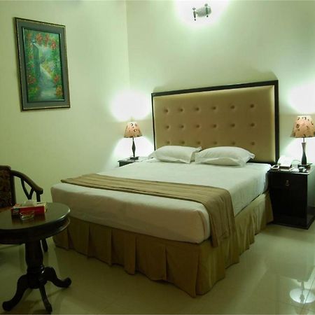 Ambassador Residency Hotel Chittagong Eksteriør billede