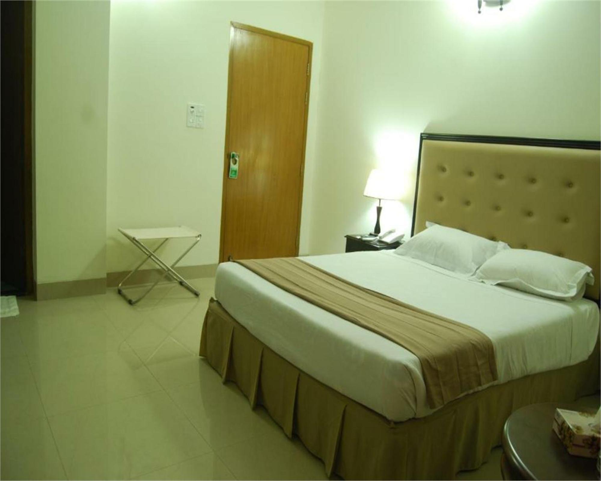 Ambassador Residency Hotel Chittagong Eksteriør billede