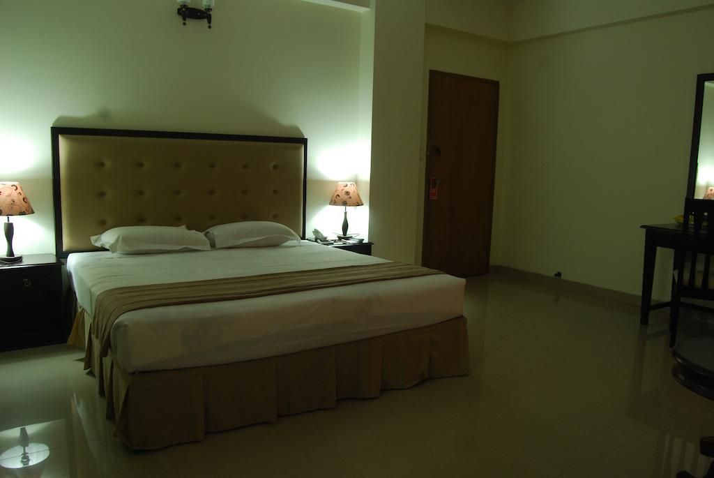 Ambassador Residency Hotel Chittagong Eksteriør billede